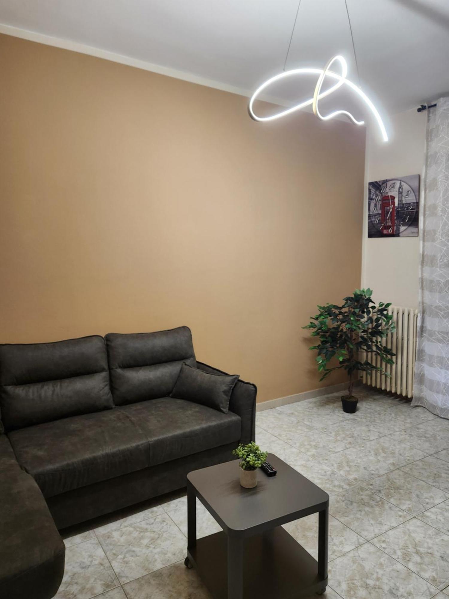 Casa Teresa Appartement Alba  Buitenkant foto